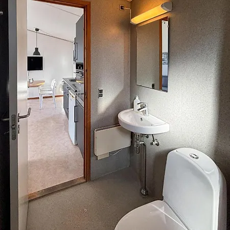 2 Bedroom Beautiful In ヴァーイン